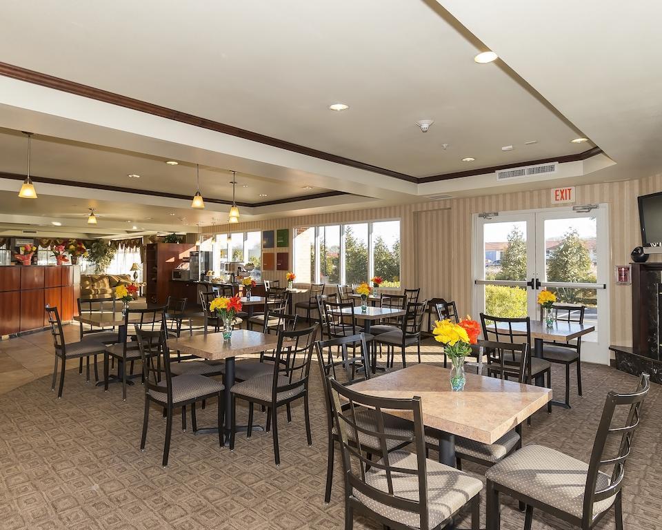 Comfort Suites Seaford Kültér fotó