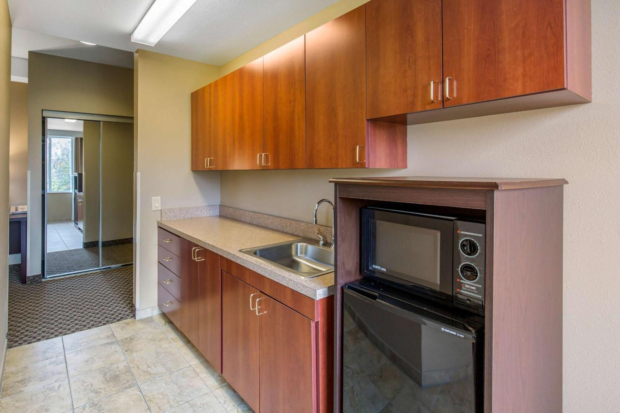 Comfort Suites Seaford Kültér fotó